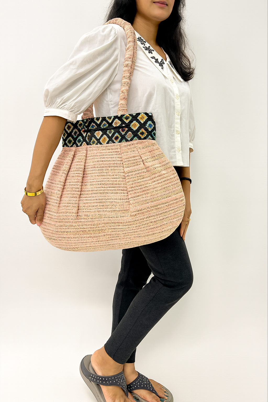 Fancy Dots Jaquard Handloom Tote
