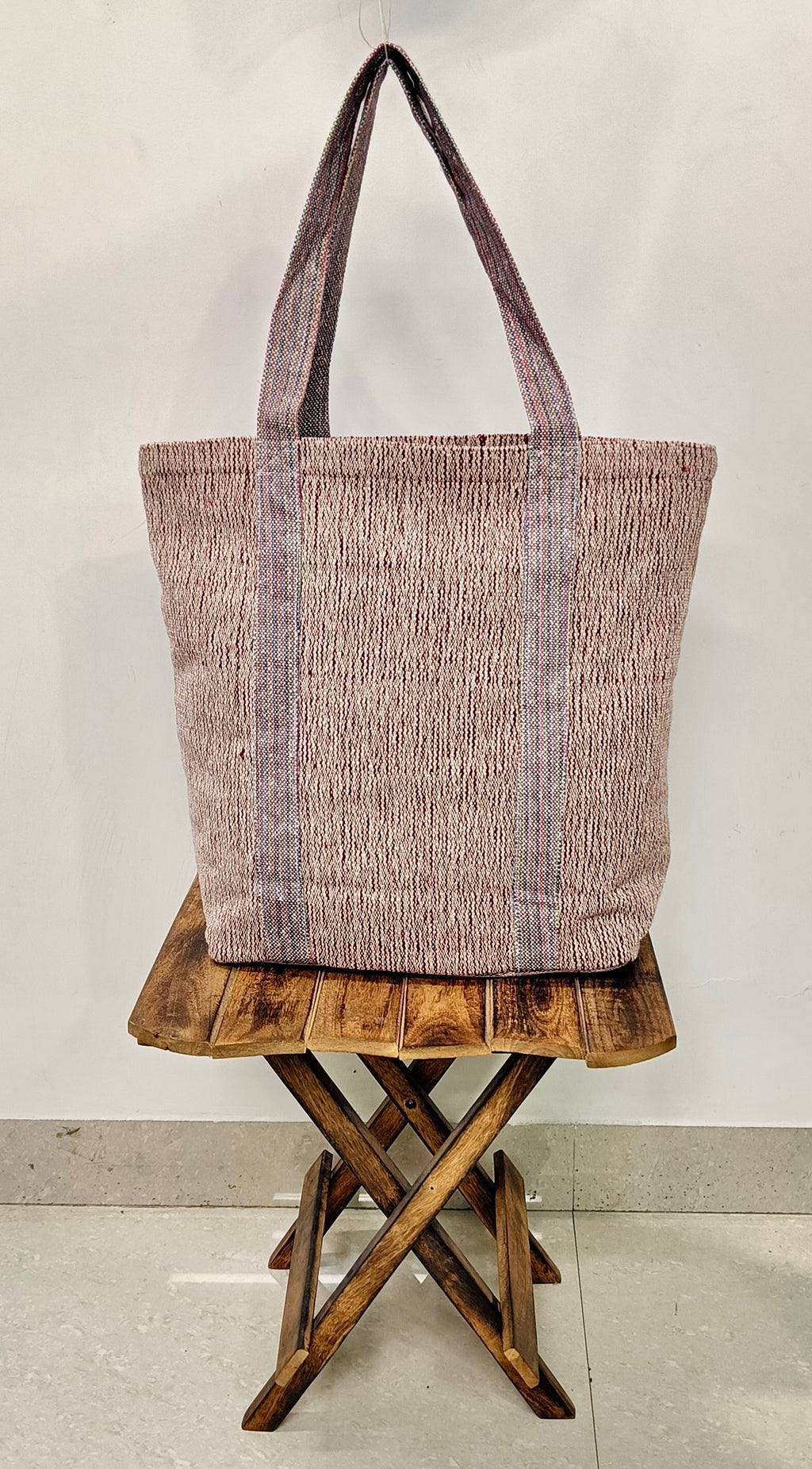 Embroidered Elegance Tote Bag - Red