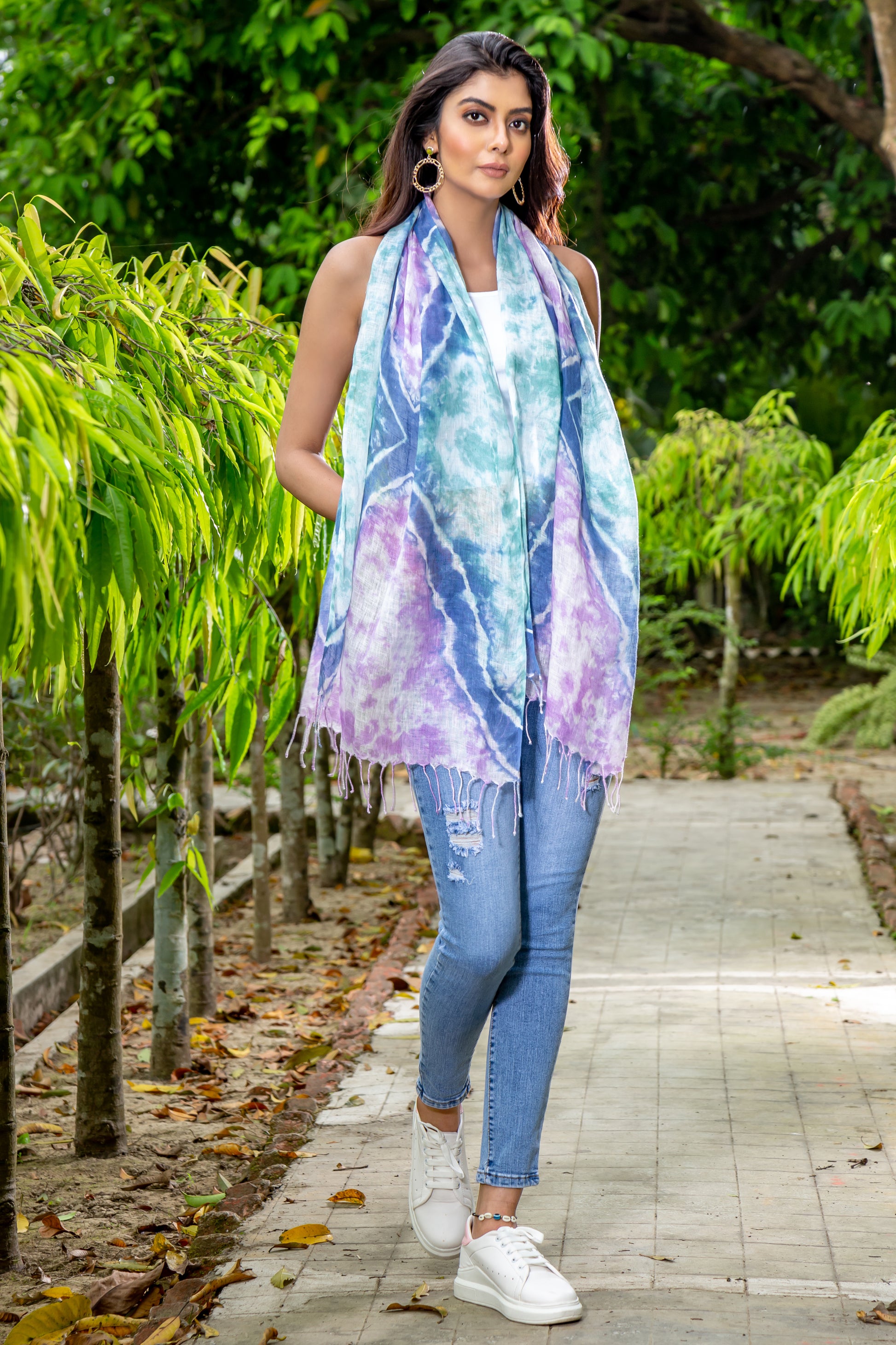 100% Linen Scarf with soothing Tye Dye