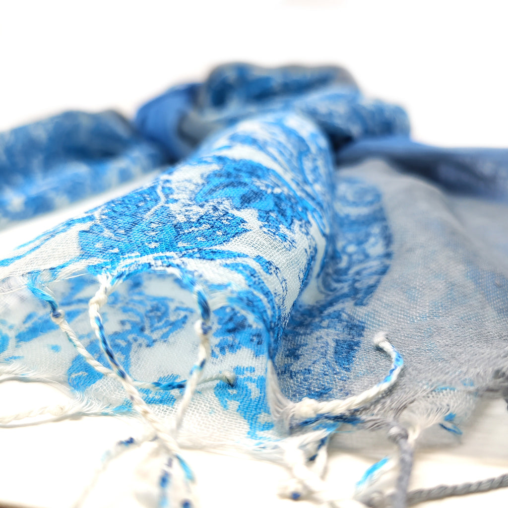 100% Linen Scarf with Dual Design – Ombre & PAISLEY Harmony